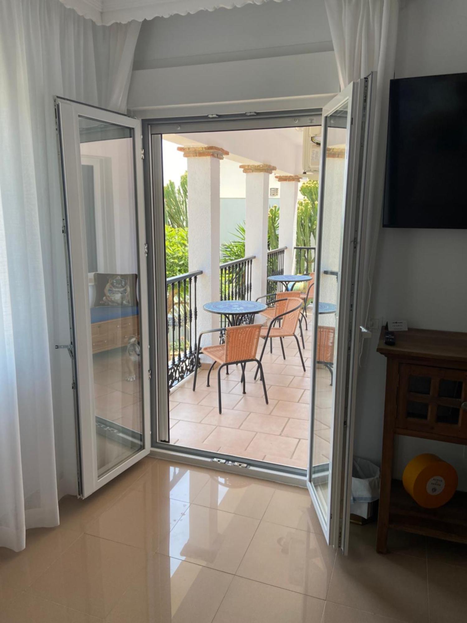 Cariad Boutique Bed & Breakfast La Cala Del Moral Exterior photo