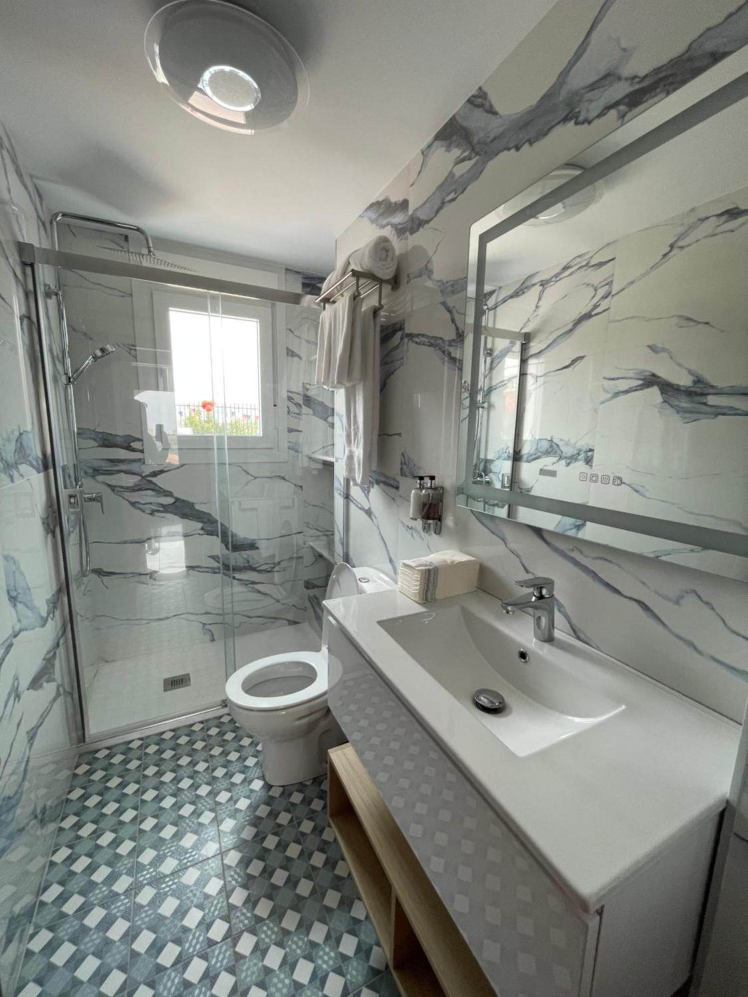 Cariad Boutique Bed & Breakfast La Cala Del Moral Room photo