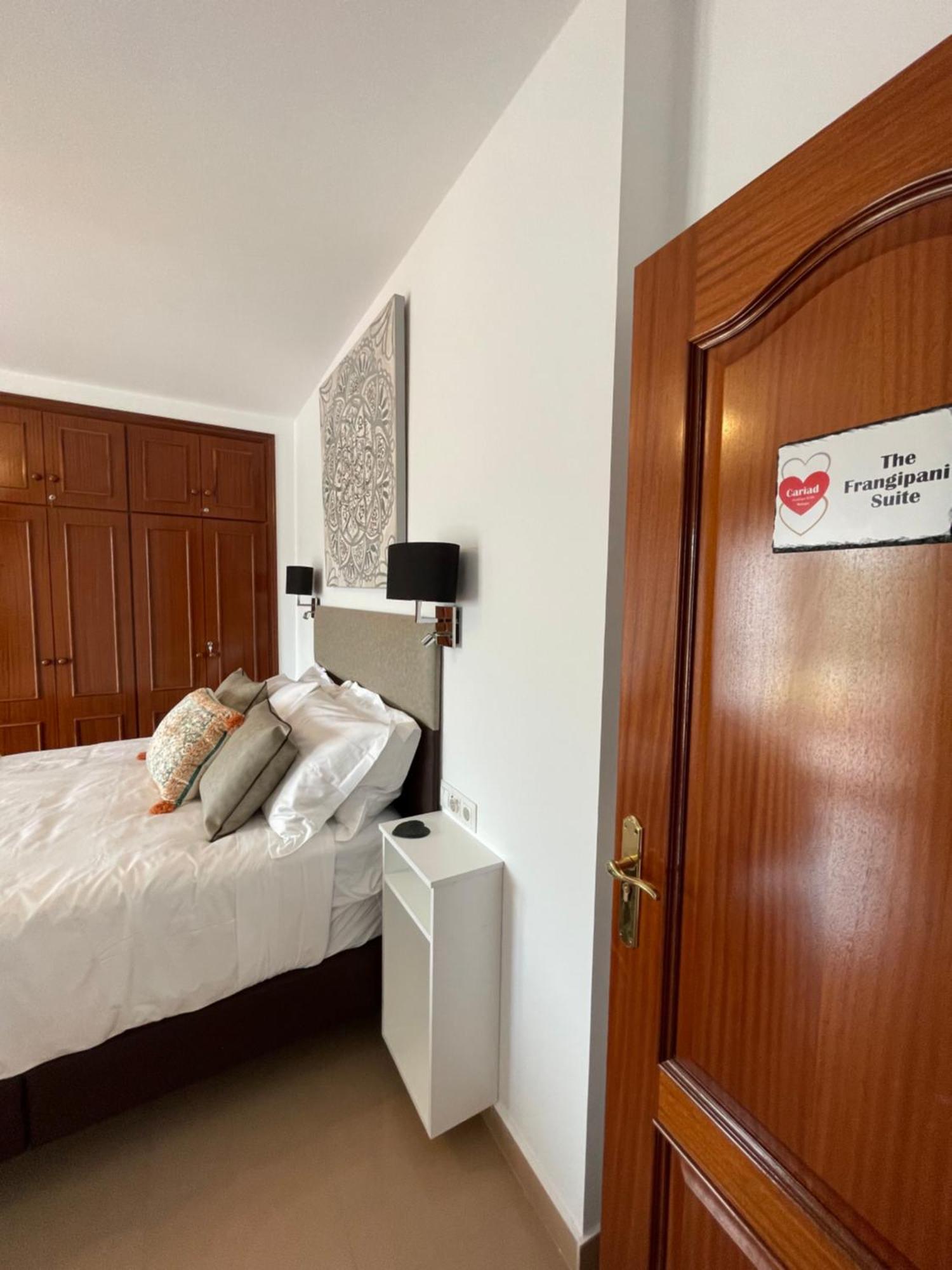 Cariad Boutique Bed & Breakfast La Cala Del Moral Room photo